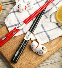Load image into Gallery viewer, Maneki-neko | Panda chopsticks and chopstick holders set