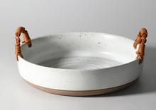 Load image into Gallery viewer, Ceramic fruit tray with Rattan Handle