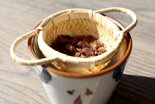 Load image into Gallery viewer, Bamboo tea strainer with two side handle