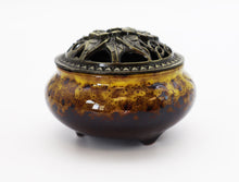 Load image into Gallery viewer, Round incense burner
