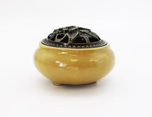 Load image into Gallery viewer, Round incense burner