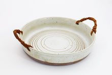 Load image into Gallery viewer, Ceramic fruit tray with Rattan Handle