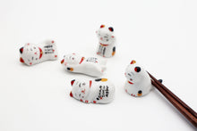Load image into Gallery viewer, Maneki-neko chopstick holder set