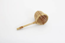 Load image into Gallery viewer, Bamboo tea strainer with straight handle