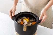 Load image into Gallery viewer, Japanese Style Retro Casserole Pot