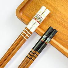 Load image into Gallery viewer, Cat chopsticks + chopstick holder set (Copy)
