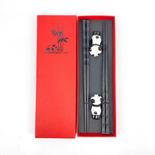 Load image into Gallery viewer, Maneki-neko | Panda chopsticks and chopstick holders set
