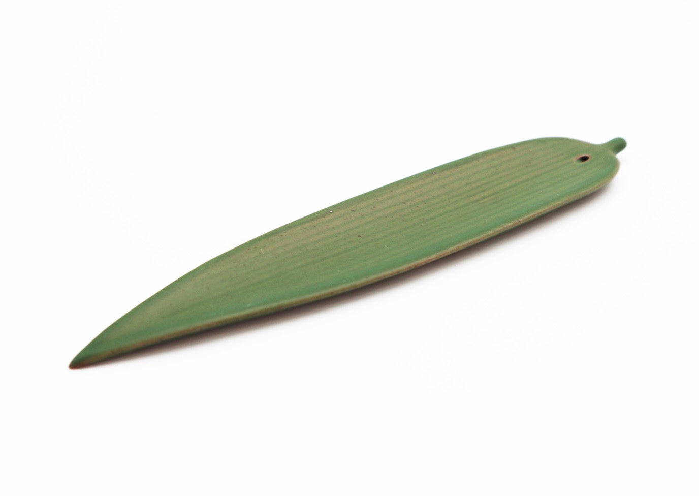 Green bamboo leaf incense stick holder