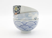 Load image into Gallery viewer, Ceramic Japanese Style 4.5 Inch Rice Bowls | Waves

