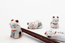 Load image into Gallery viewer, Maneki-neko chopstick holder set
