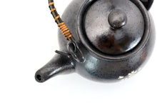 Load image into Gallery viewer, Ceramic Japanese style teapot | Sakura
