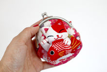 Load image into Gallery viewer, Maneki-neko coin purse
