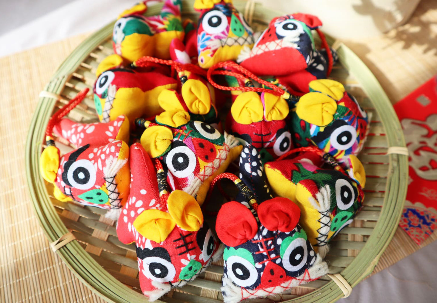 Chinese traditional handmade cloth tiger dolls
